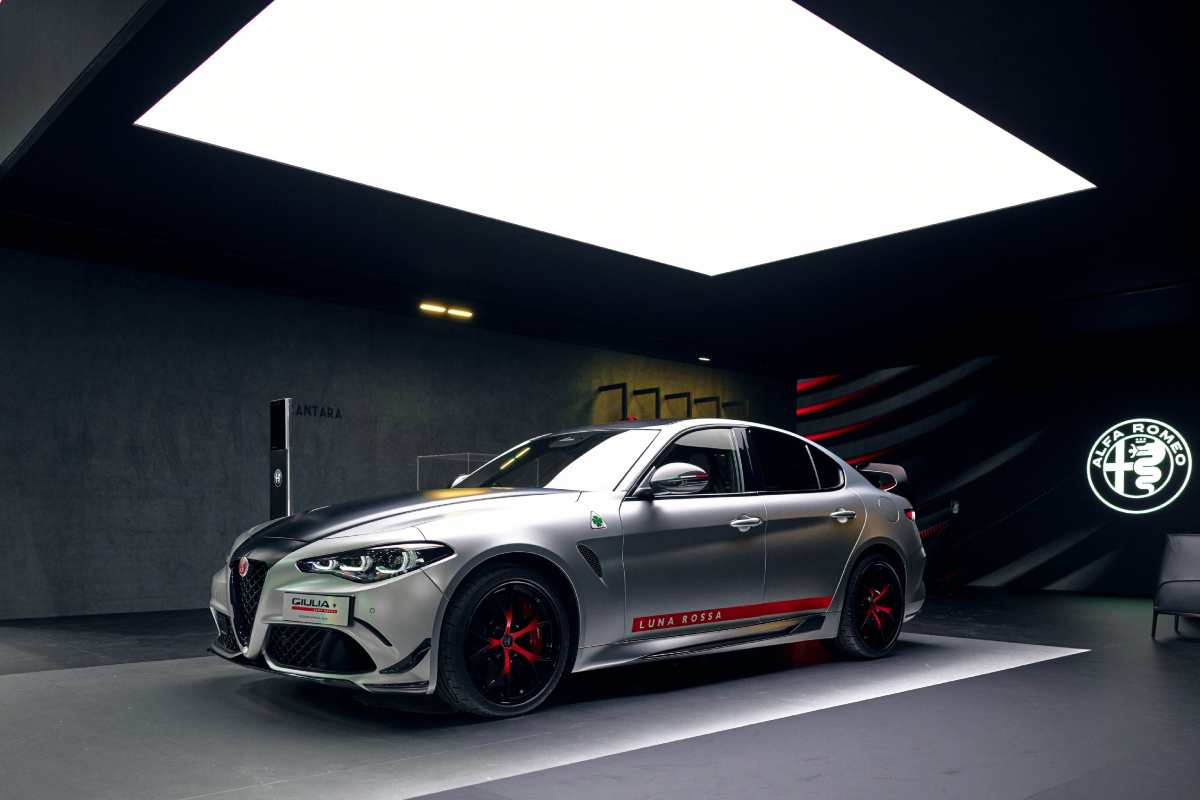 Alfa Romeo Giulia Quadrifoglio Luna Rossa: l’edizione limitata che unisce motori e vela
