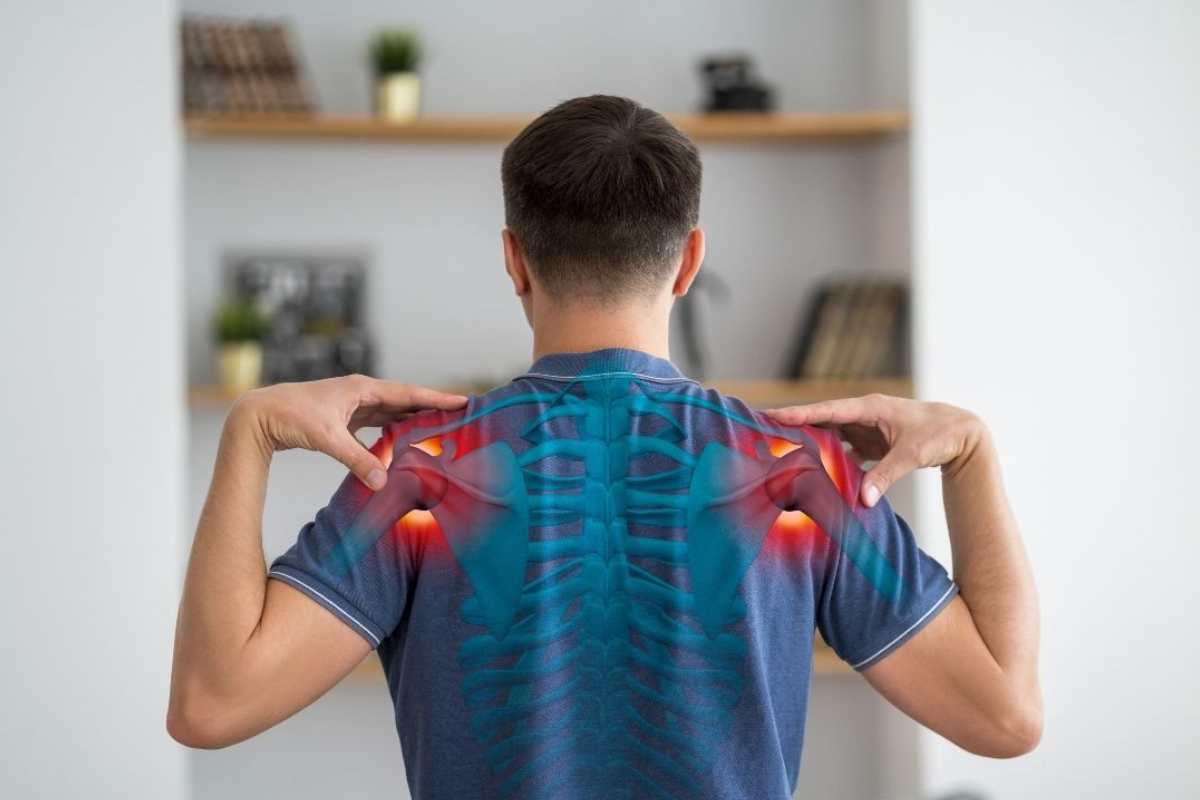 Freddo e dolori articolari: perché peggiorano in inverno, cosa si nasconde dietro questo problema