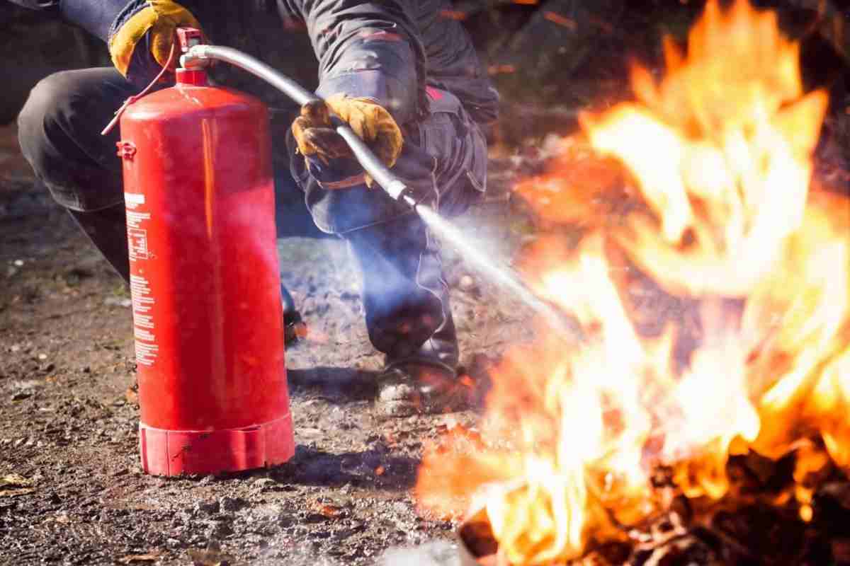 Incendio e sicurezza: guida pratica alla prevenzione, cosa fare in caso di fiamme