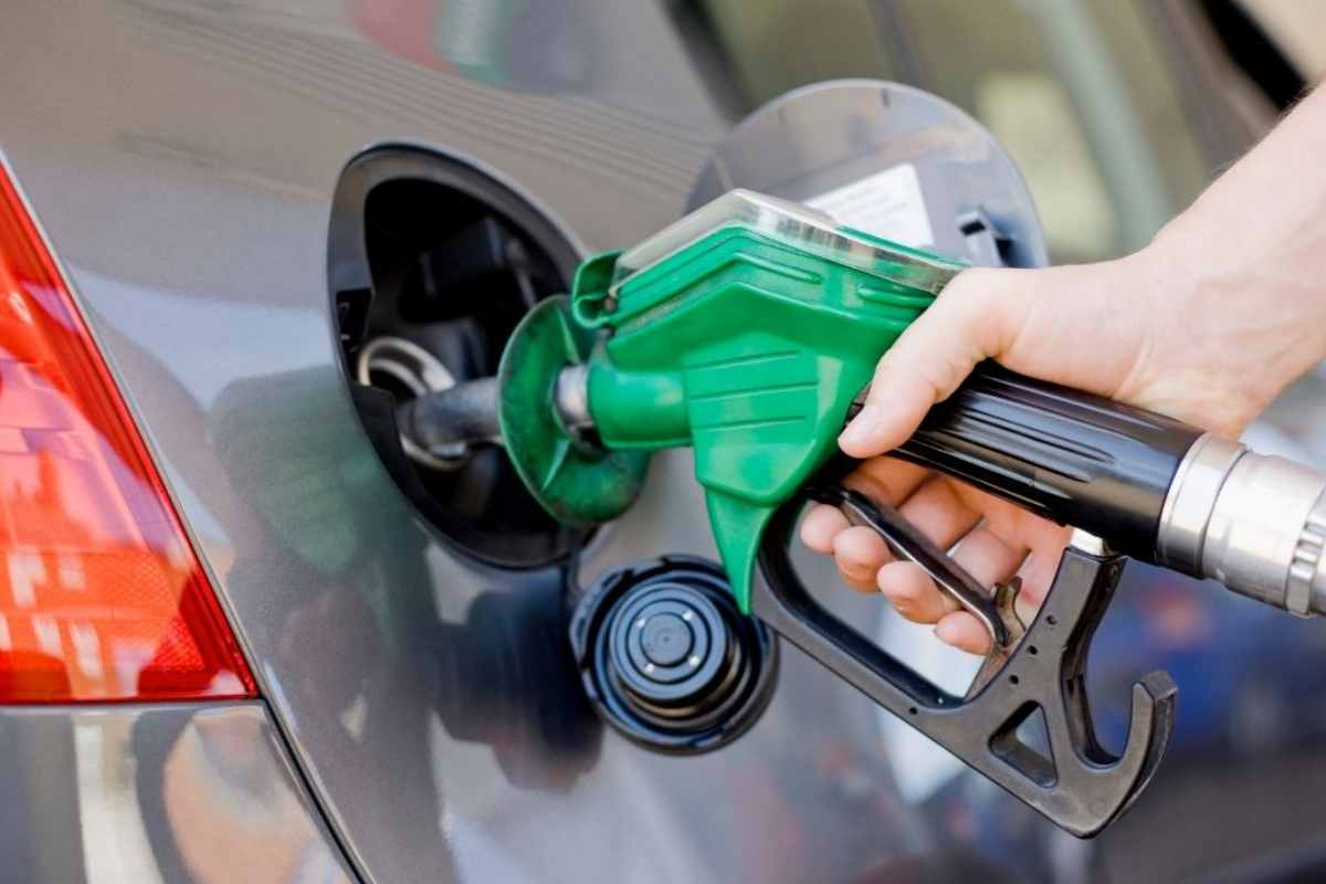 Accise sui carburanti: cosa sono e quanto pesano su benzina e diesel