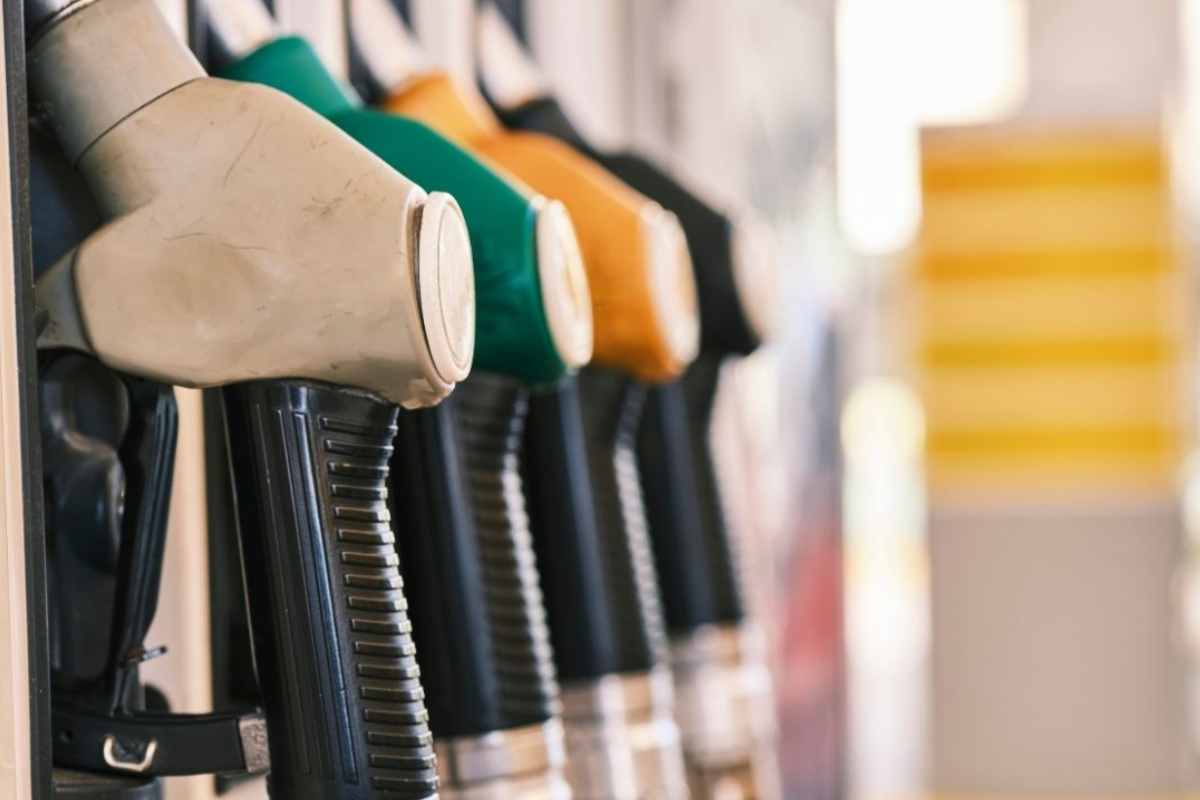 Accise sui carburanti: cosa sono e quanto pesano su benzina e diesel